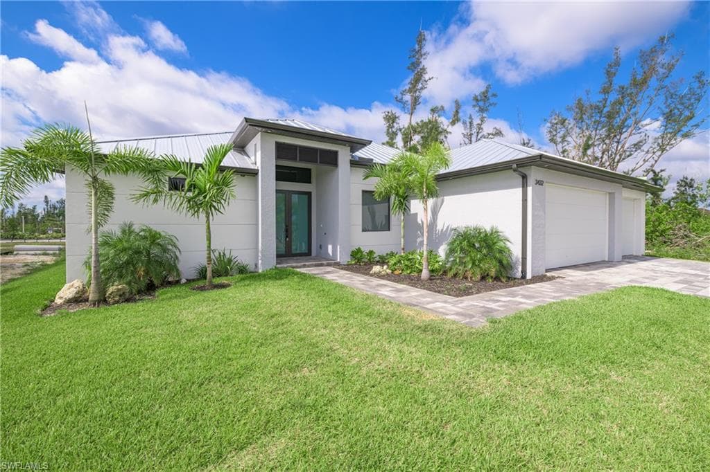 3432 SW 8th ST CAPE CORAL, FL 33991