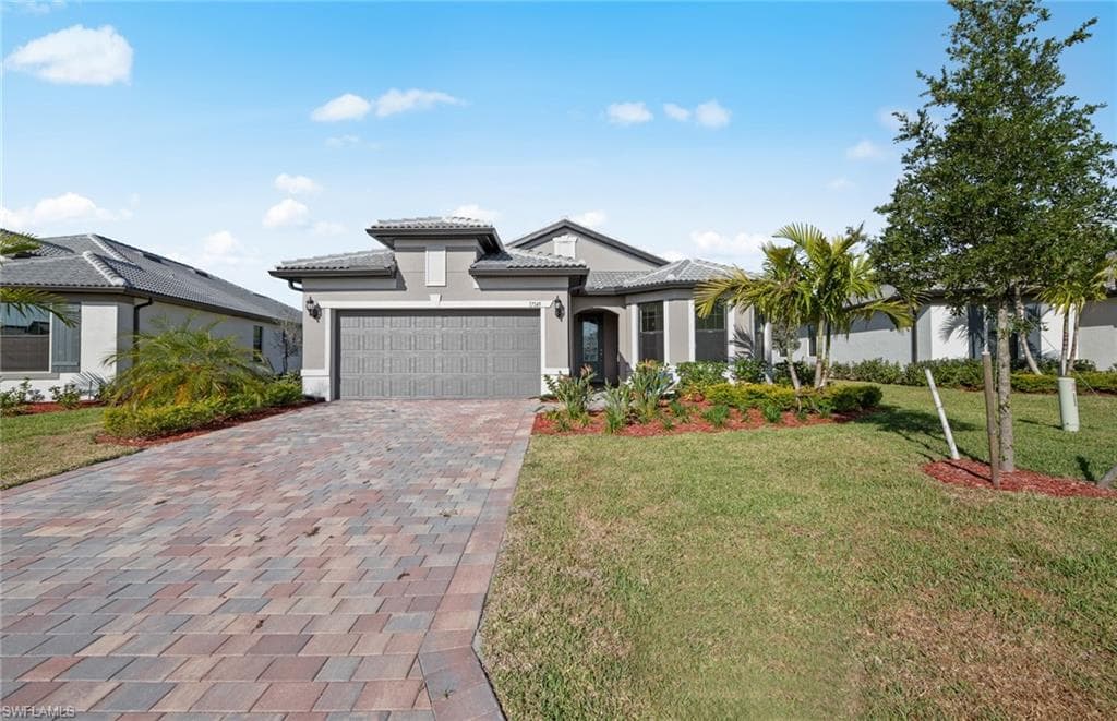 17149 OAKSTEAD DR ALVA, FL 33920