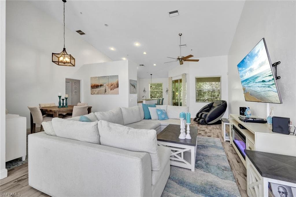28125 Canasta CT 2222 BONITA SPRINGS, FL 34135