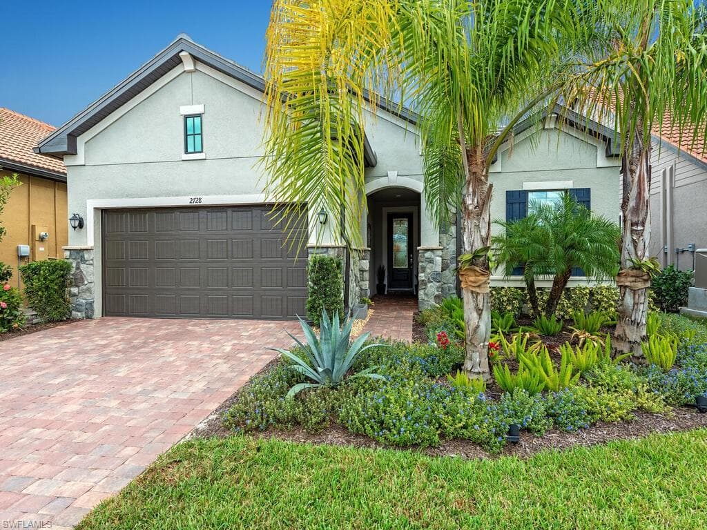 2728 Amaranda CT NAPLES, FL 34114