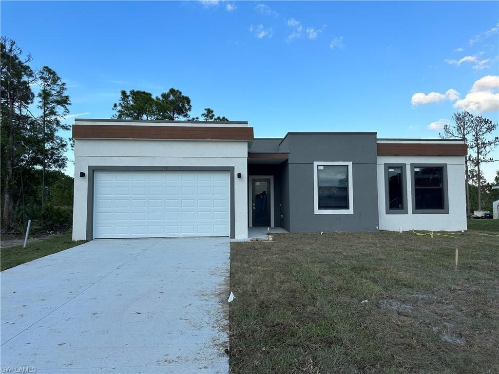 132 Greenbriar BLVD LEHIGH ACRES, FL 33972