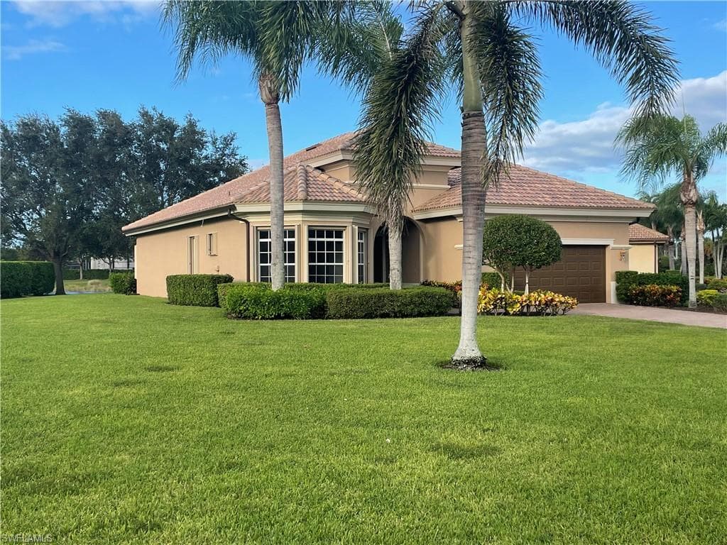 6082 Divot CT NAPLES, FL 34113