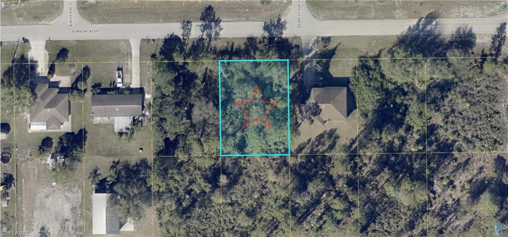 942 Sunrise BLVD LEHIGH ACRES, FL 33974