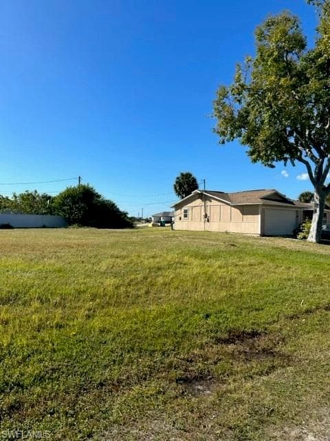 306 NE 10th TER CAPE CORAL, FL 33909