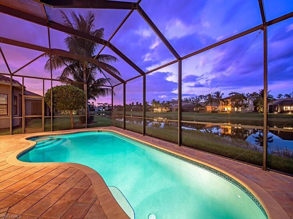 3216 Pacific DR NAPLES, FL 34119