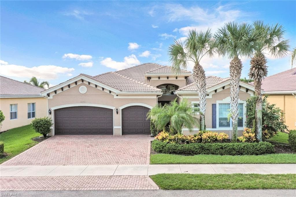 6592 Marbella LN NAPLES, FL 34105