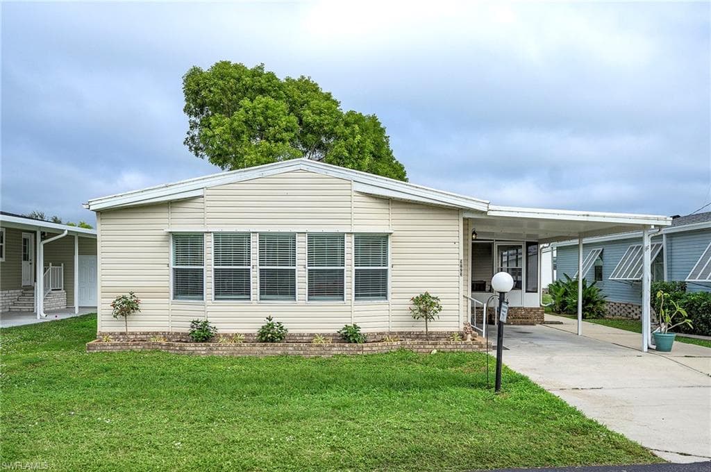 9723 Sugarberry WAY FORT MYERS, FL 33905