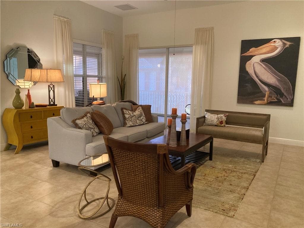 28630 San Lucas LN 201 BONITA SPRINGS, FL 34135