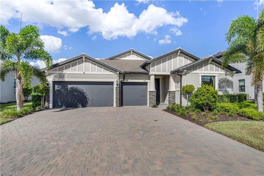 17464 Ashcomb WAY ESTERO, FL 33928