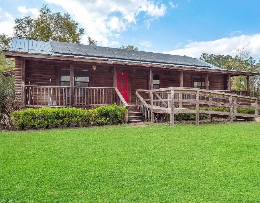 1535 Old Valdosta Rd PINETTA, FL 32350