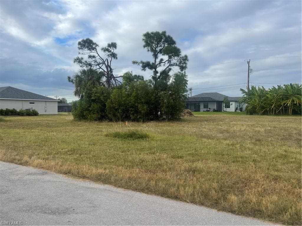 1835 SW 38th LN CAPE CORAL, FL 33914