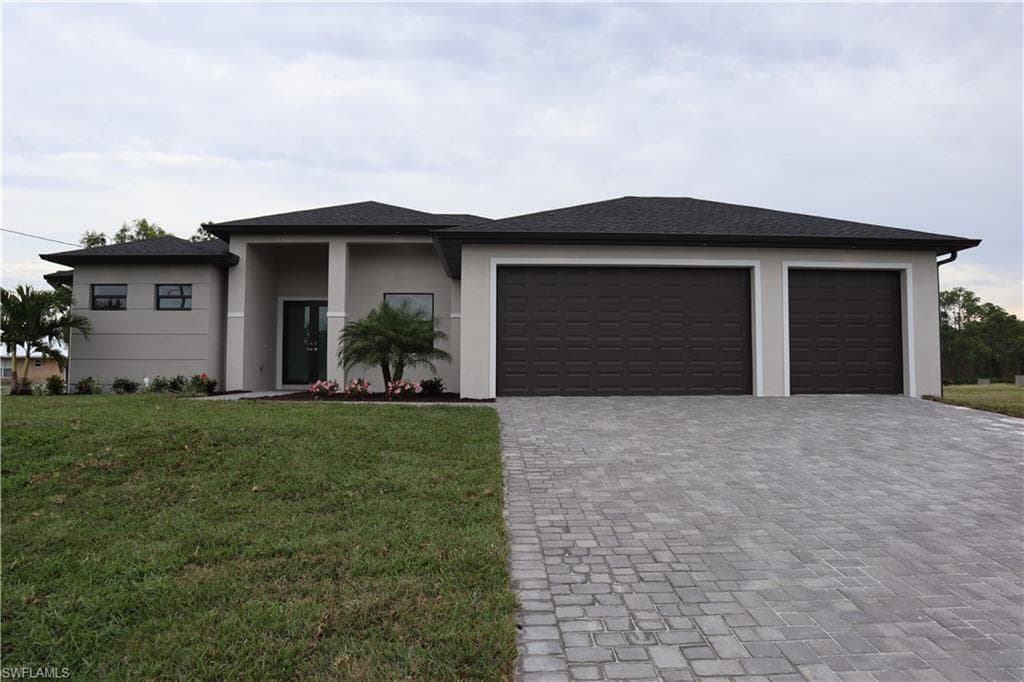 3910 NW 44th TER CAPE CORAL, FL 33993