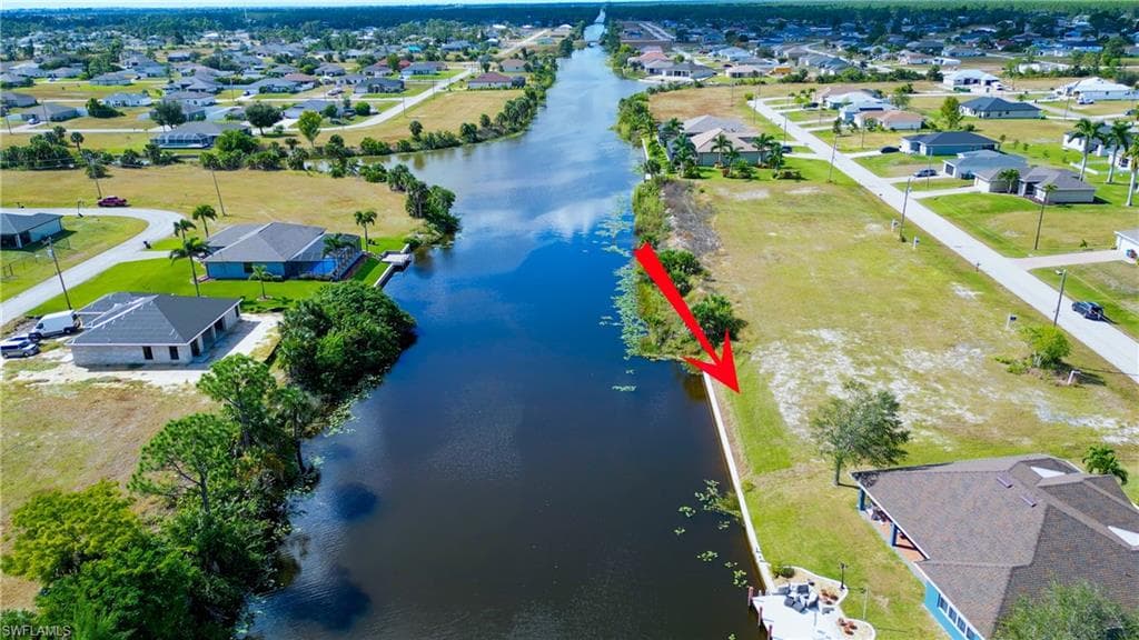 1258 NE 40th ST CAPE CORAL, FL 33909