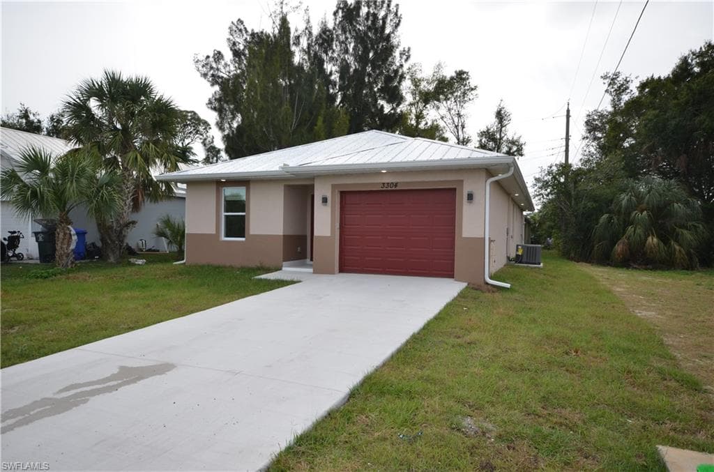 3304 Bassie CT FORT MYERS, FL 33916