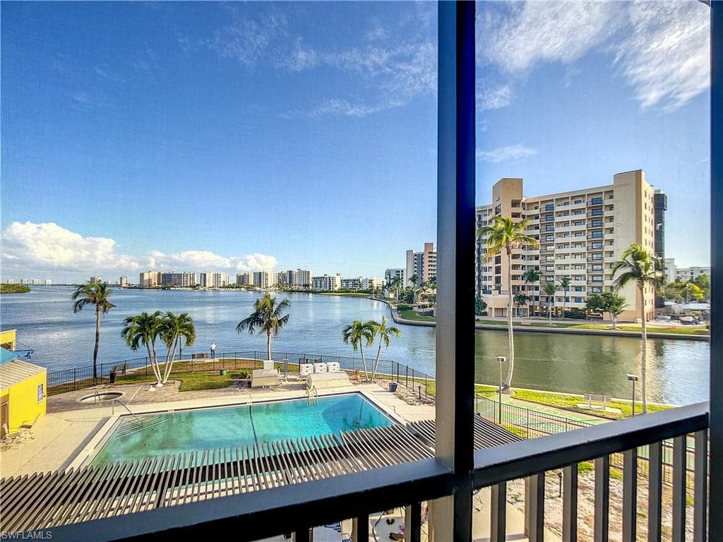 400 Lenell RD 203 FORT MYERS BEACH, FL 33931