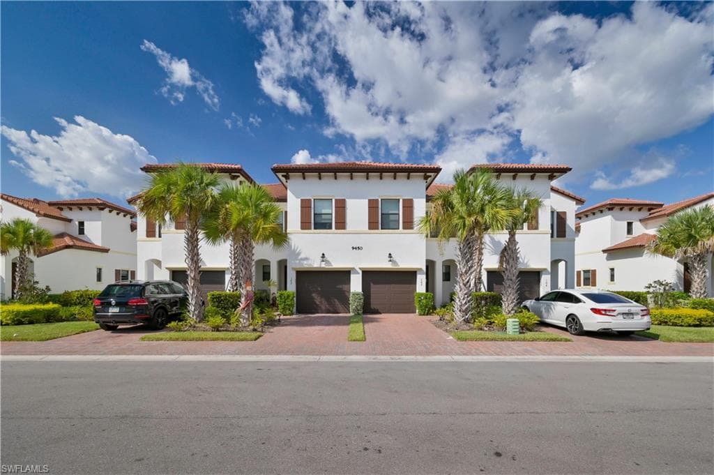 9450 Sardinia WAY 103 FORT MYERS, FL 33908