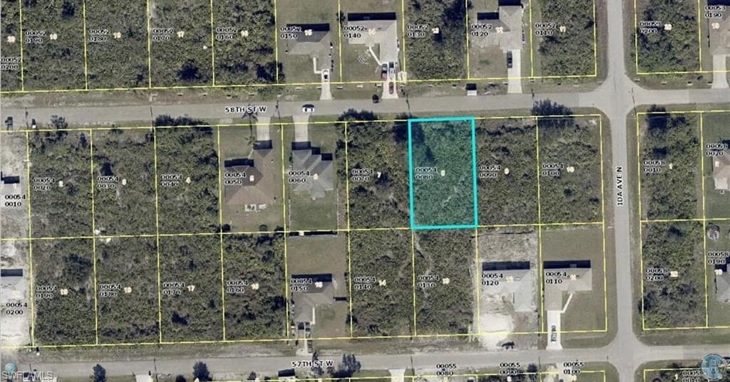 2805 58th ST W LEHIGH ACRES, FL 33971
