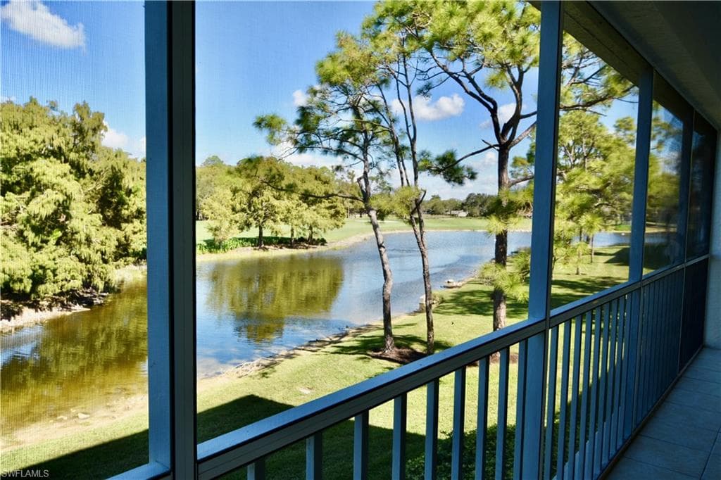 400 Wyndemere WAY D-204 NAPLES, FL 34105