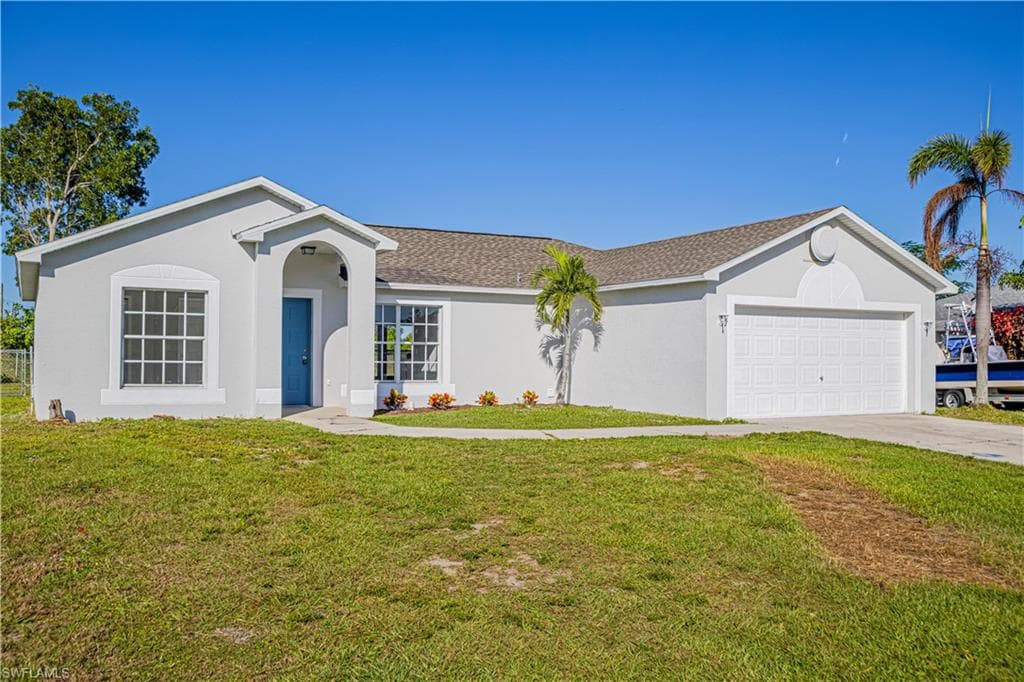 1527 Crestwood CIR W LEHIGH ACRES, FL 33936
