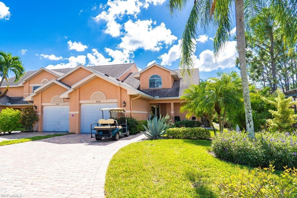4238 Tequesta DR ESTERO, FL 33928