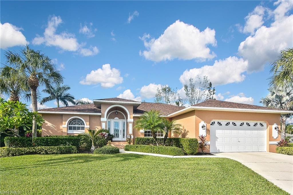 8871 Woodgate DR FORT MYERS, FL 33908