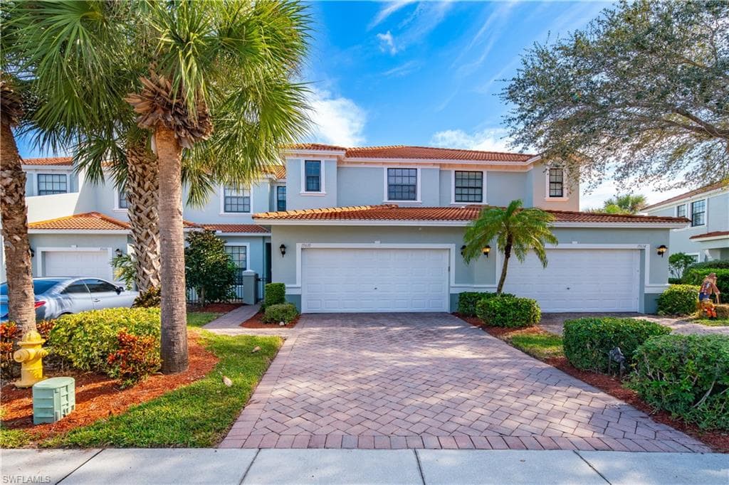 15610 Summit Place CIR 398 NAPLES, FL 34119