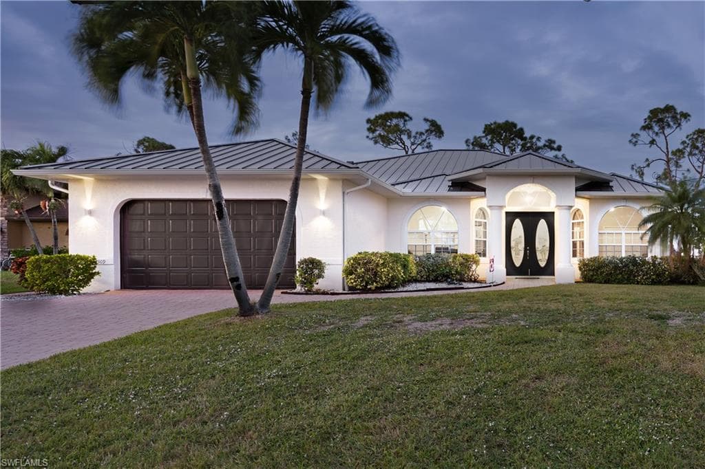 1309 SW 21st TER CAPE CORAL, FL 33991