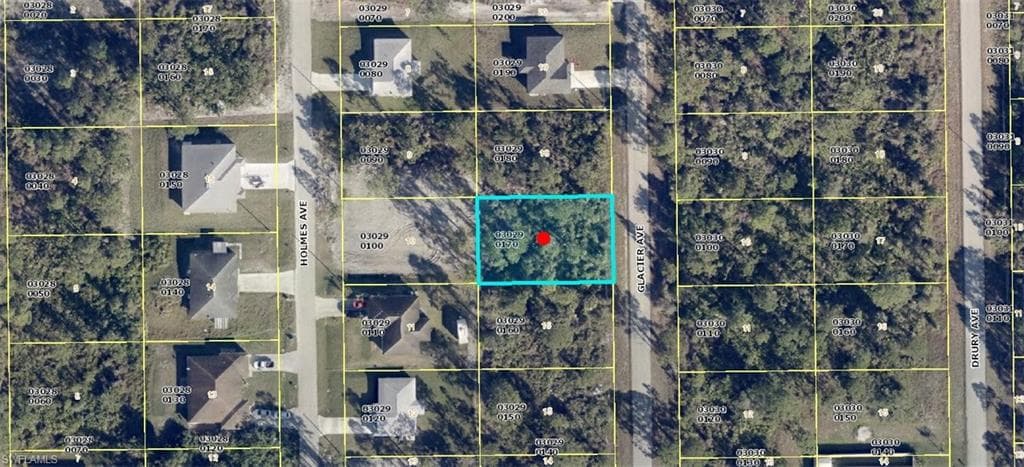 722 Glacier AVE LEHIGH ACRES, FL 33974
