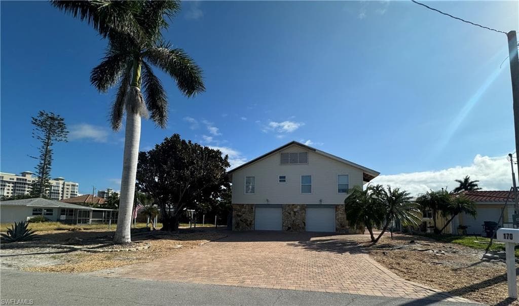 170 Tarpon RD FORT MYERS BEACH, FL 33931