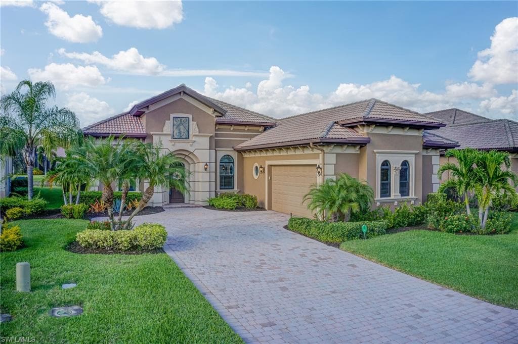 8813 Sarita CT FORT MYERS, FL 33912