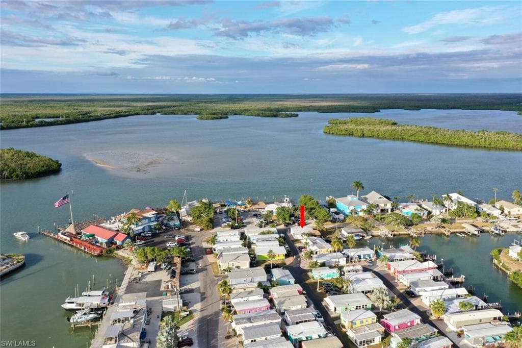 414 Papaya ST E GOODLAND, FL 34140