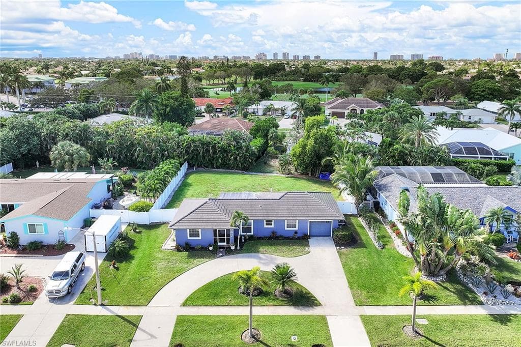 542 Barfield DR MARCO ISLAND, FL 34145