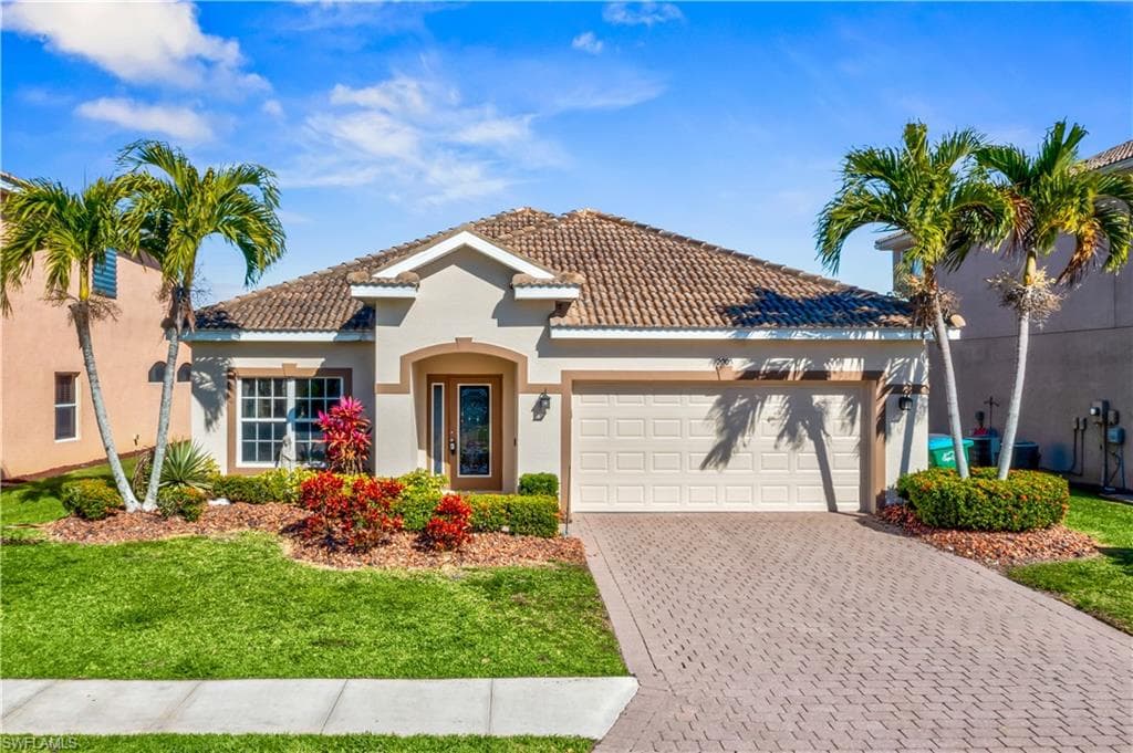 2005 Cape Heather CIR CAPE CORAL, FL 33991
