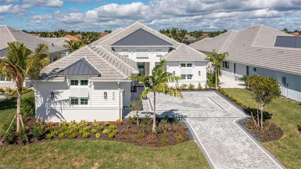 3279 Kumamoto LN NAPLES, FL 34114