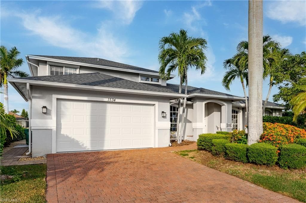 1534 Buccaneer CT MARCO ISLAND, FL 34145