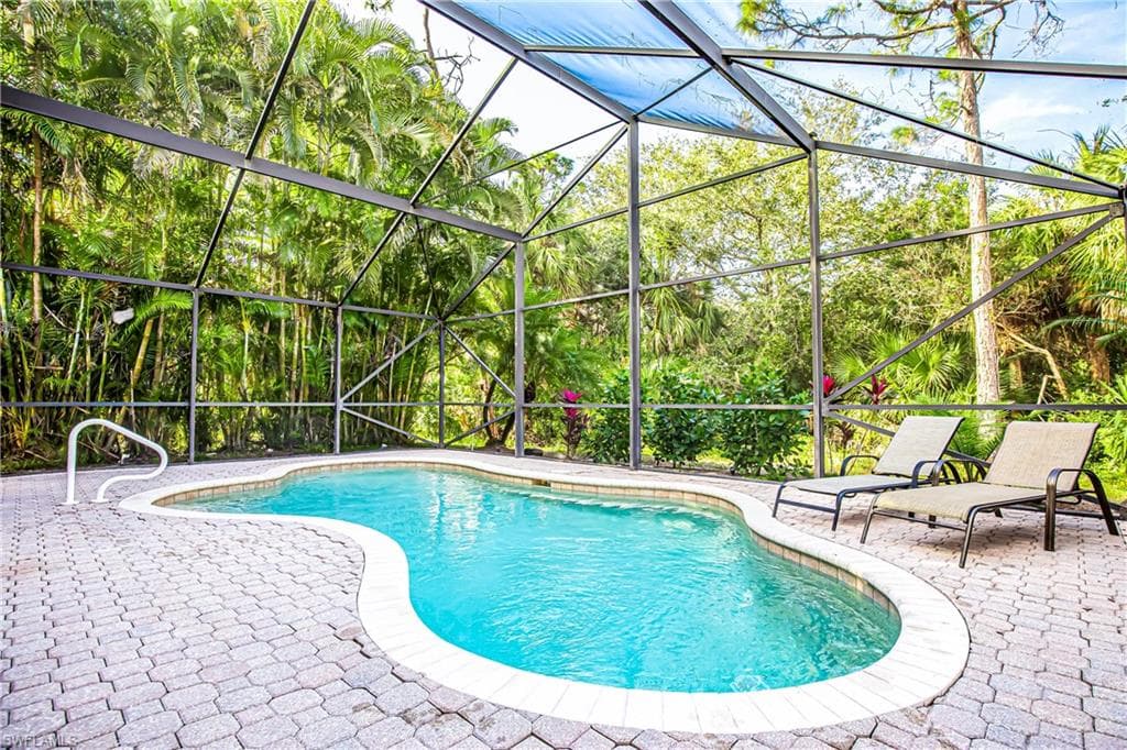 1376 Areca CV NAPLES, FL 34119