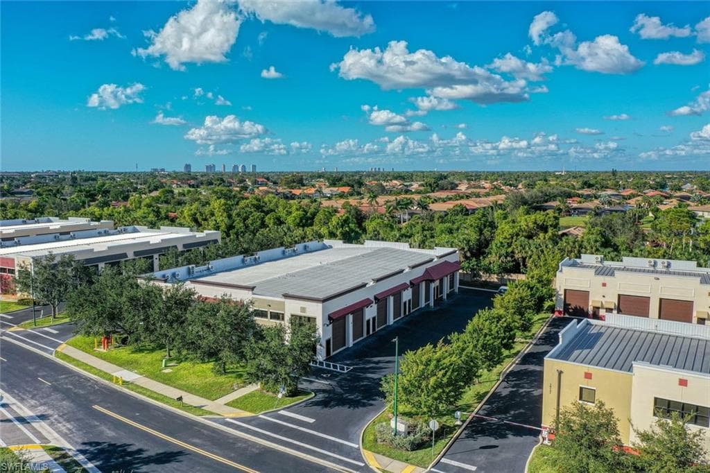 16131 Performance WAY 5 NAPLES, FL 34110