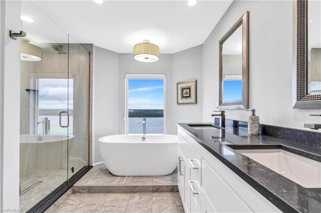 4198 Bay Beach LN 152 FORT MYERS BEACH, FL 33931