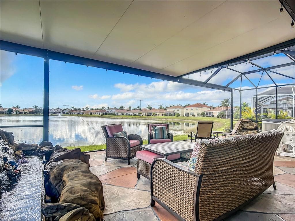8606 Pegasus DR LEHIGH ACRES, FL 33971