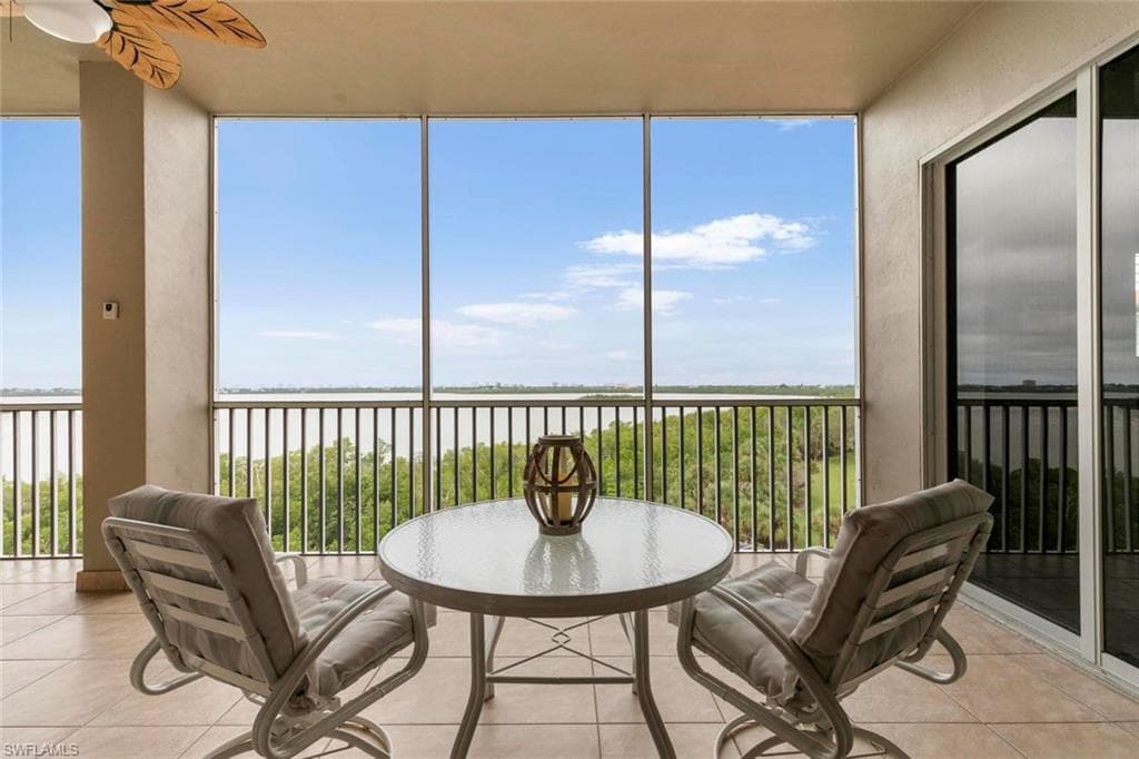 269 Vintage Bay DR C-29 MARCO ISLAND, FL 34145