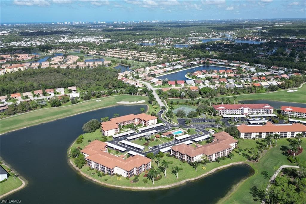 7220 Coventry Ct 215 NAPLES, FL 34104