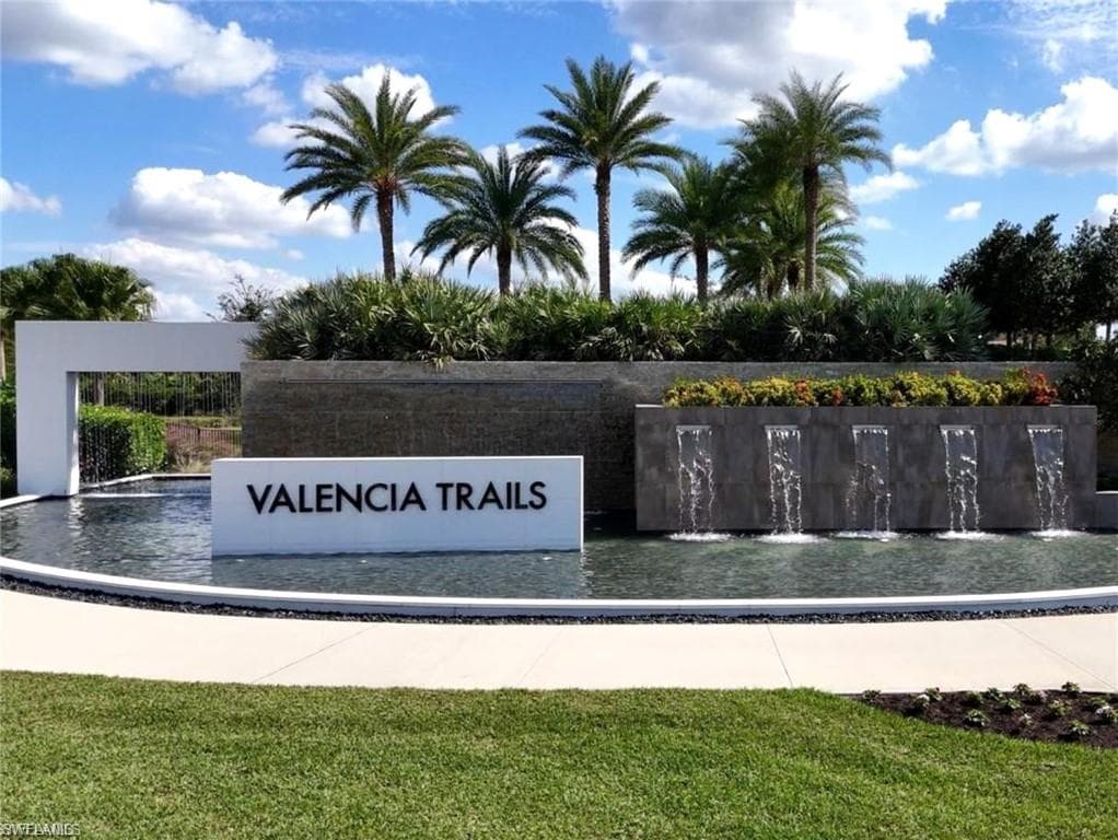 11985 Gardenia AVE NAPLES, FL 34120