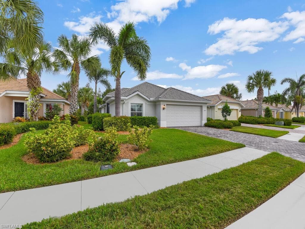 2473 Anguilla DR CAPE CORAL, FL 33991