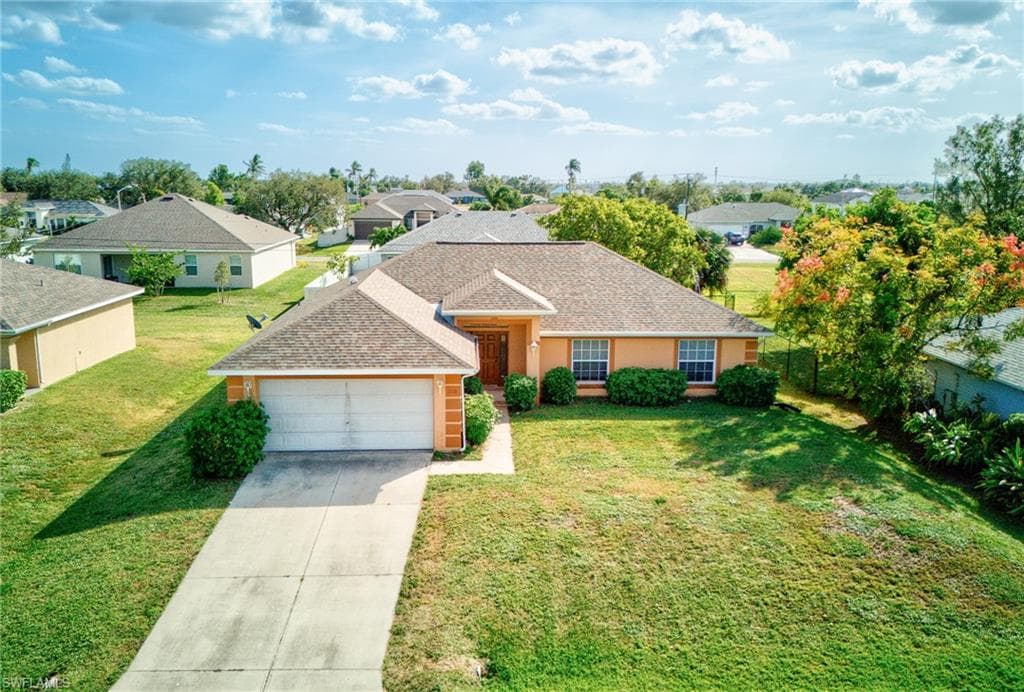 1110 NE 13th ST CAPE CORAL, FL 33909