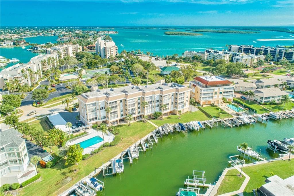 900 Collier CT 305 MARCO ISLAND, FL 34145