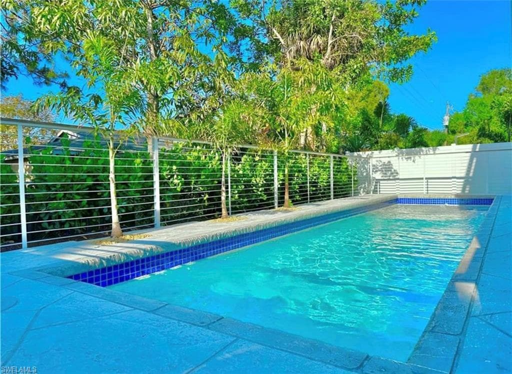 859 92nd AVE N NAPLES, FL 34108