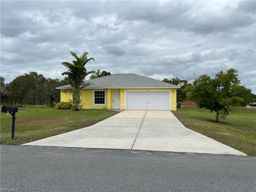 865 Rue Labeau CIR FORT MYERS, FL 33913