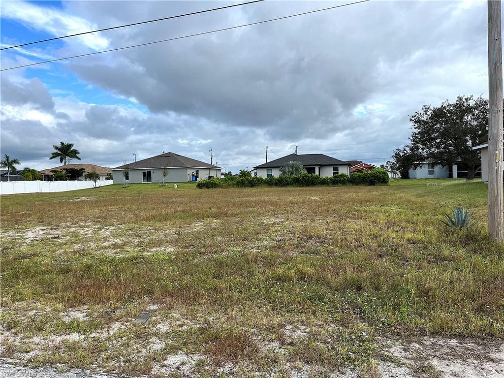 2909 NW 6th AVE CAPE CORAL, FL 33993
