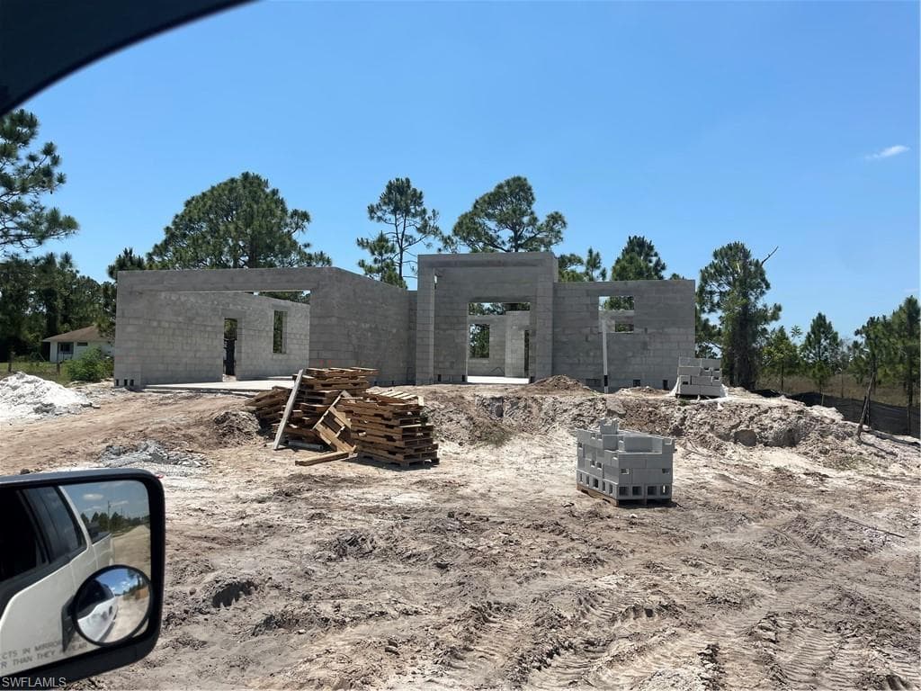 1042 Marshall AVE S LEHIGH ACRES, FL 33974