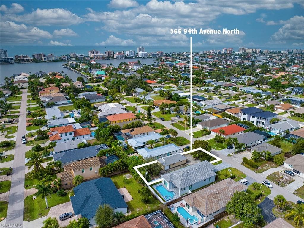 566 94th AVE N NAPLES, FL 34108